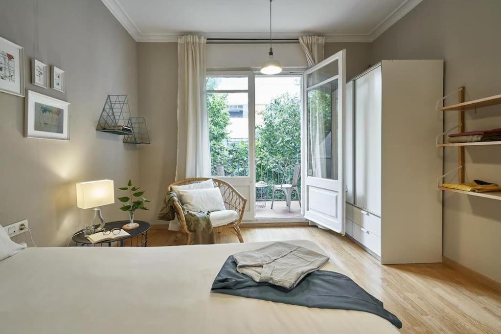 Magnificent 4 Bedroom Apartment In Eixample Barcelone Extérieur photo